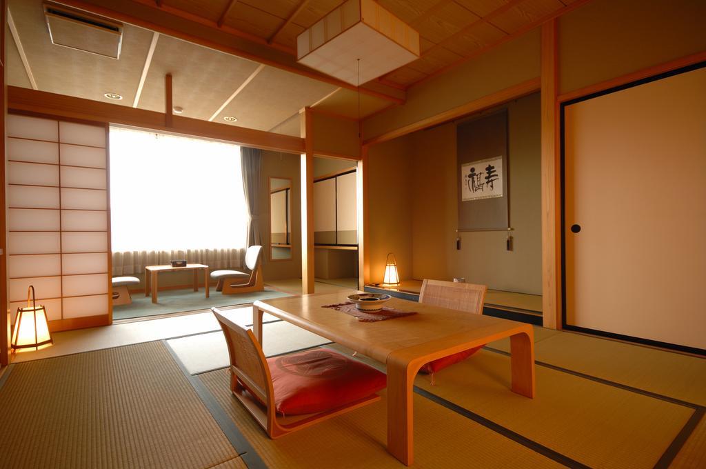 Sakaeya Hotel Tendō Bilik gambar